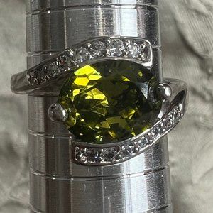 Green Stone Silver Ring Size 8